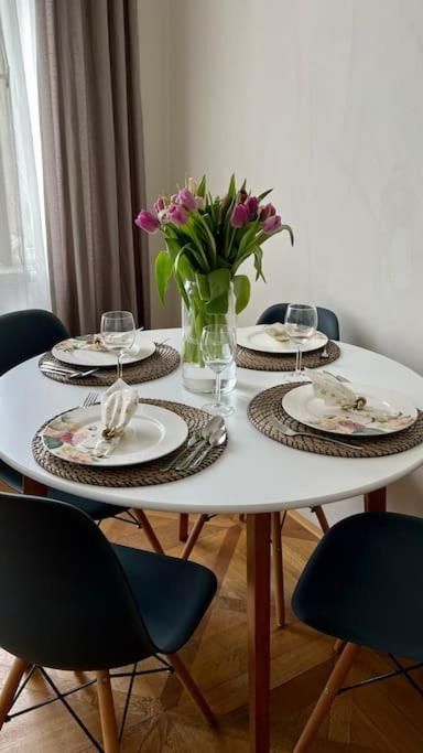Exclusive Apartment Near Kafka'S Head Prague Ngoại thất bức ảnh