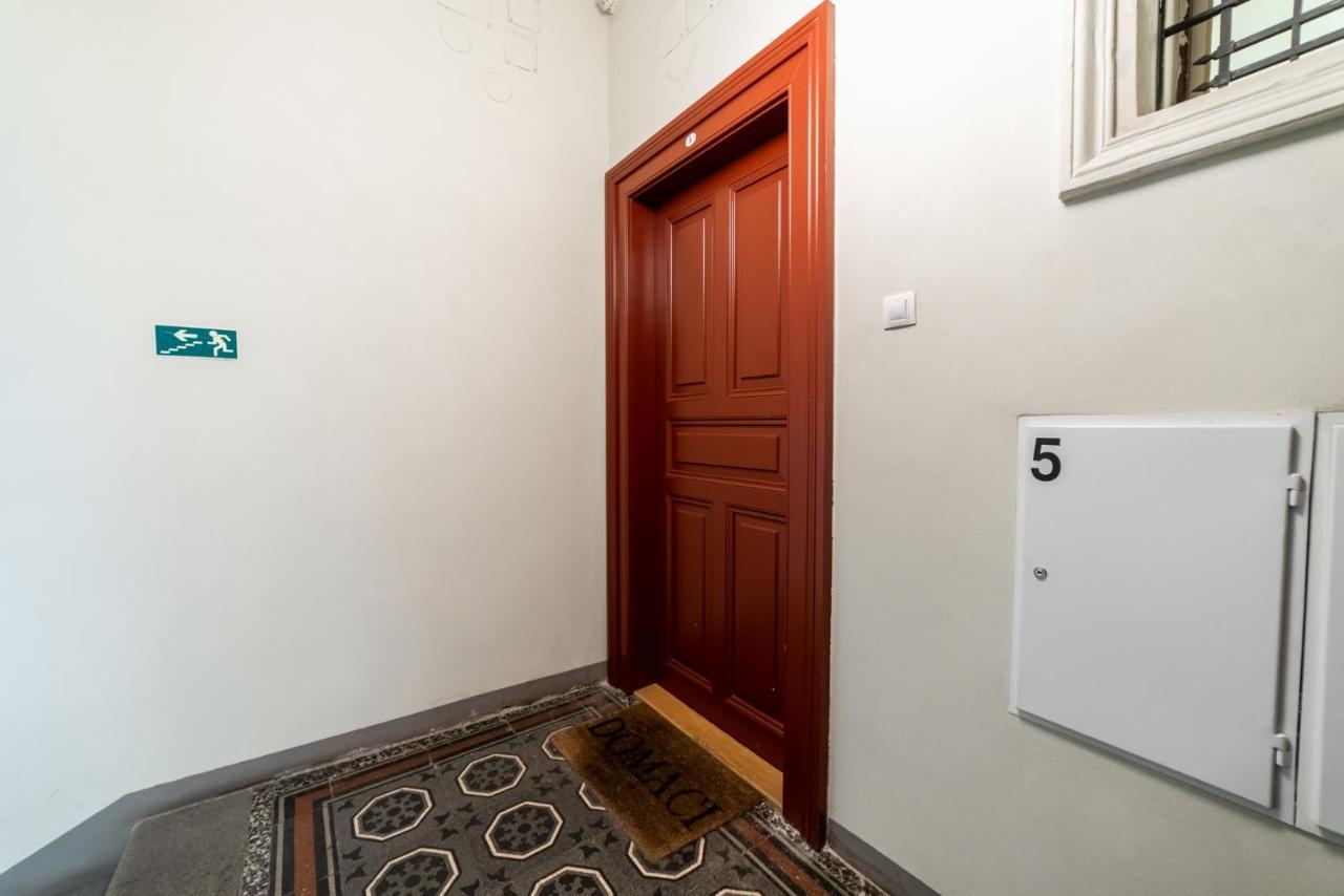 Exclusive Apartment Near Kafka'S Head Prague Ngoại thất bức ảnh